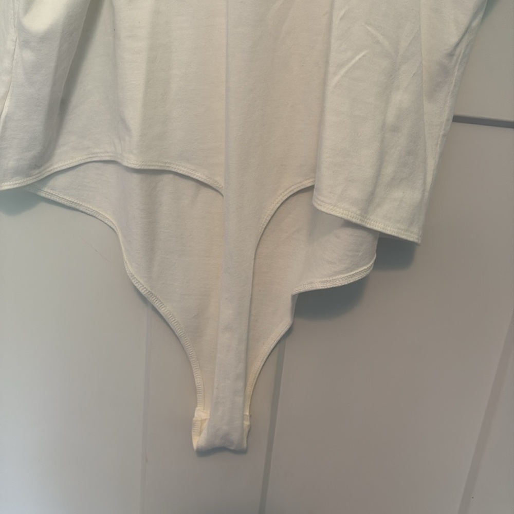 Universal thread bodysuit - Picture 9 of 11